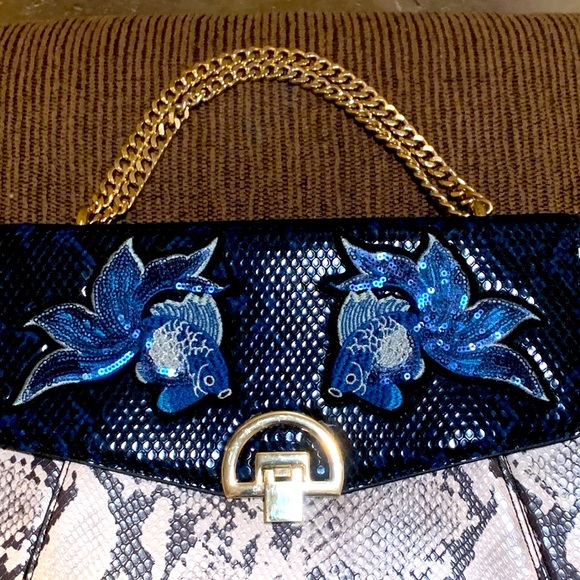 Mango snake print fish handbag - Picture 7 of 17
